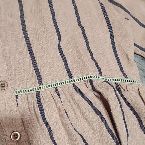 She + Sky Boho Taupe Navy Striped Tie Top - Picture 4 of 8
